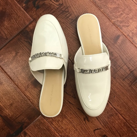 Marc Fisher White Mules - Picture 3 of 6